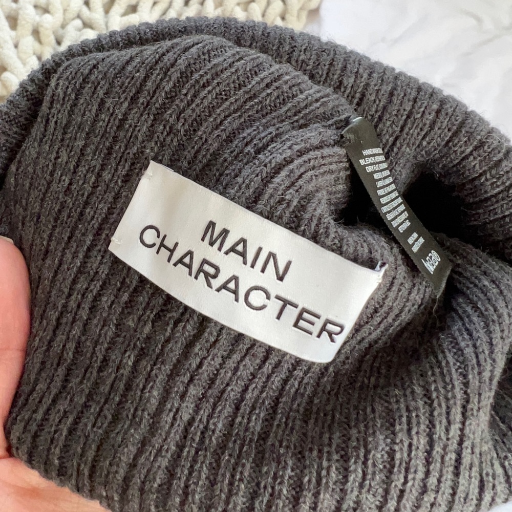 Aritzia Beanie